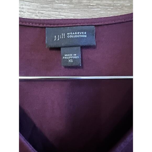 J. Jill Wearever Blouse Top XS Burgundy Fan Flare Pleated Sleeves Fall Holiday - Picture 4 of 10